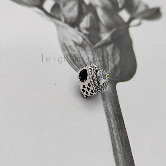 Pandora Sparkling Leveled Hearts Charm - Picture 2 of 8